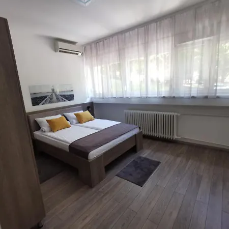 Apartment Pavlovic 1 Dedinje