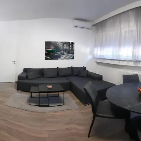 Apartment Pavlovic 1 *