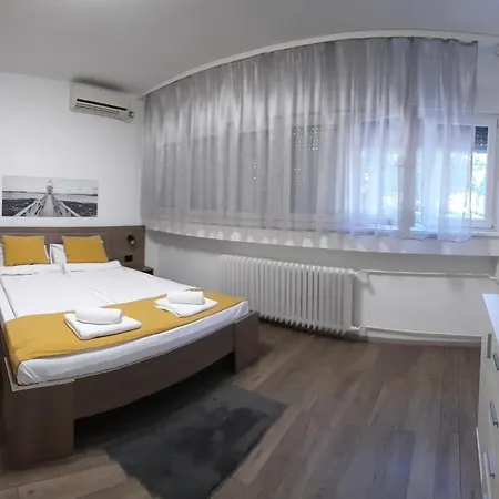 Apartment Pavlovic 1