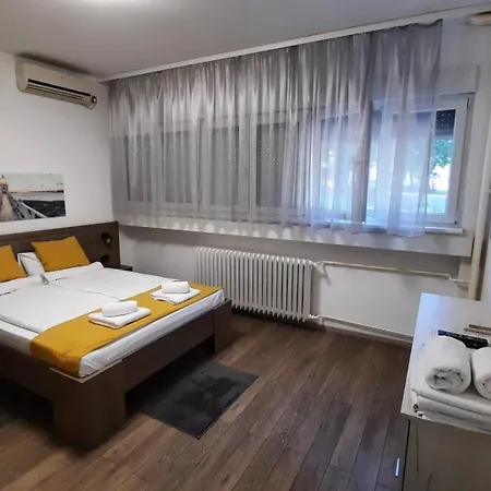Apartment Pavlovic 1 Dedinje